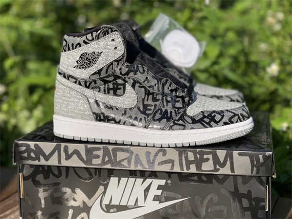 Jordan 1 Retro High OG Rebellionaire 555088-036