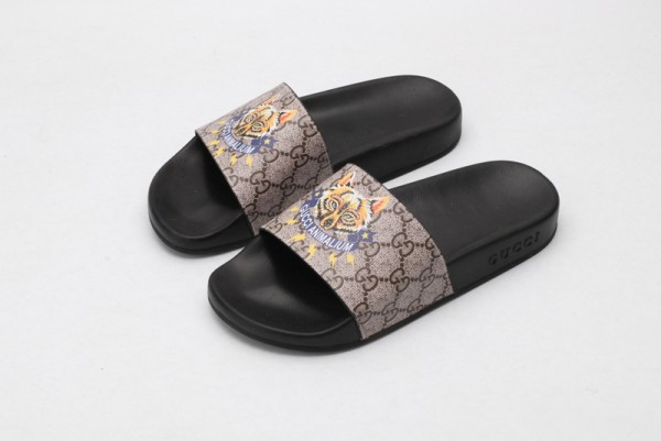 Gucci Slide Sandal GUCS026