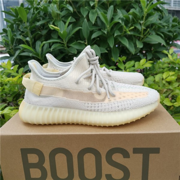 Adidas Originals Yeezy Boost 350 V2 Light GY3438