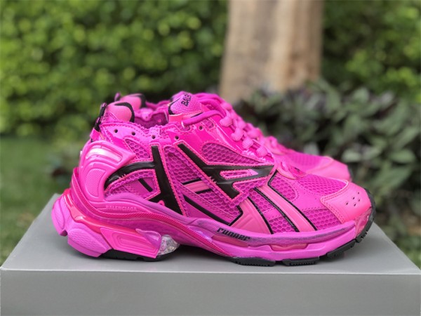 Balenciaga Runner Deep Pink 677402 W3RB2 5510