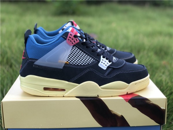 Jordan 4 Retro Union Off Noir DC9533-001