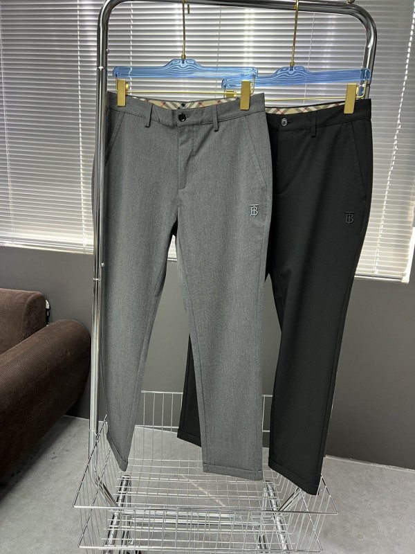 Burberry pocket embroidery solid color casual trousers