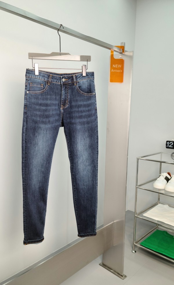 Burberry Classic Blue Jean