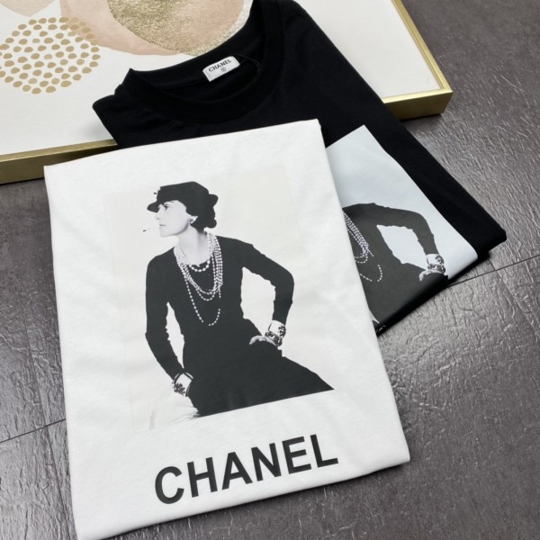 Chanel Short Sleeve T-Shirt 