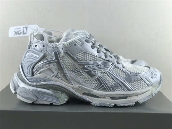 Balenciaga Runner Grey Silver 677403 W3RBL 8900