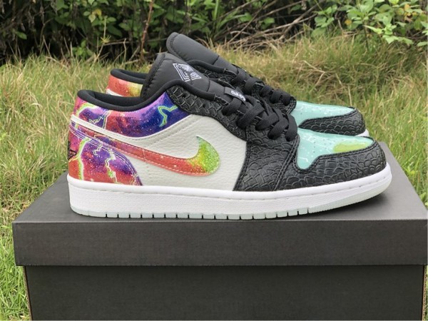 Jordan 1 Low Galaxy CW7309-090