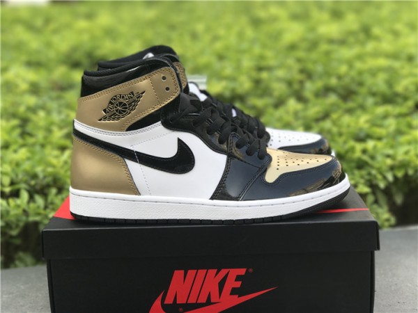 Jordan 1 Retro High Gold Top 3 861428-001