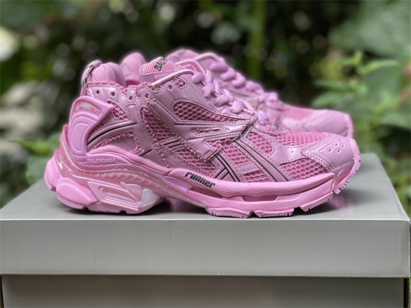 Balenciaga Runner Pink 677402 W3RB1 5000