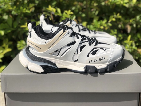 Balenciaga White Black Track Faded Sneakers 542023-W1GC4-9010