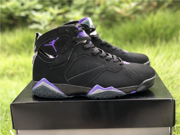 Air Jordan 7 Retro Ray Allen Bucks 304775-053