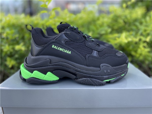 Balenciaga Triple S Black Fluo Green 536737W3BK11035