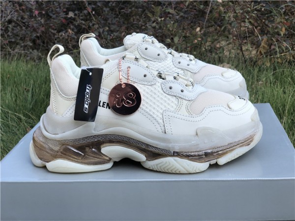 Balenciaga Triple S Sneaker Clear Sole Beige 544351-W2GA1-9002