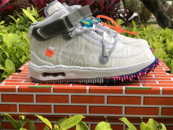 Off-White x Nike Air Force 1 Mid DO6290-100