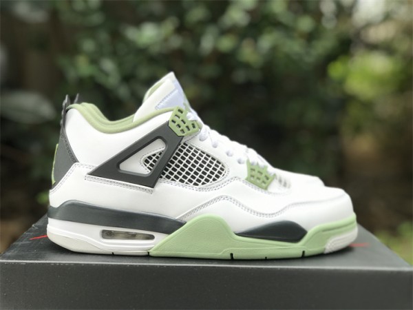 Jordan 4 Retro Seafoam AQ9129-103