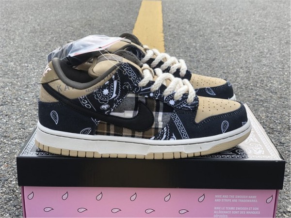 Nike SB Dunk Low Travis Scott (Special Box) CT5053-001