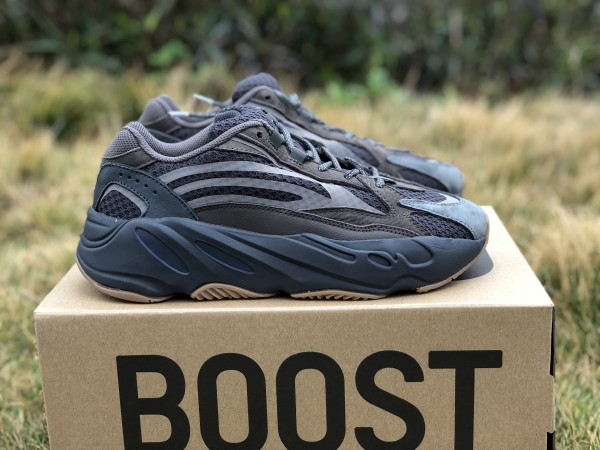Adidas Yeezy Boost 700 V2 Geode EG6860