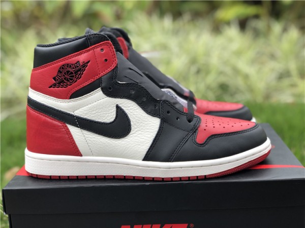Jordan 1 Retro High Bred Toe 555088-610