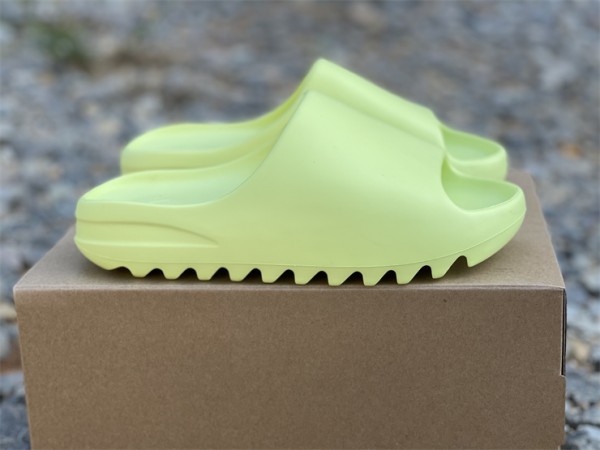Adidas Yeezy Slide Glow Green GX6138
