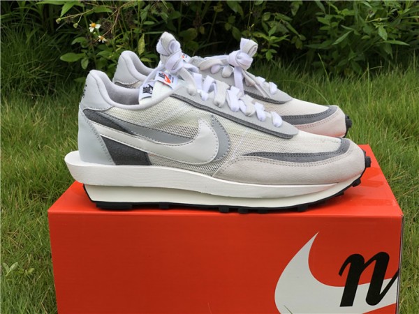 Nike LD Waffle Sacai Summit White BV0073-100
