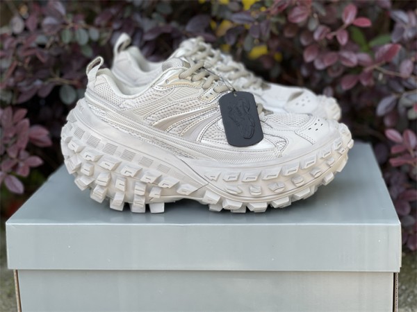 Balenciaga Ivory Distressed 'Defender' Sneakers 685611 W2RA6 9700