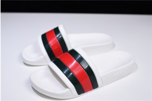  Gucci Pursuit Pool Slides White