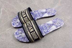 Dior Dway Slide Triangular Blue DR-SD02