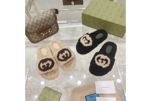 Gucci Interlocking G Pool Slides