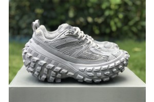Balenciaga Defender Grey 685613W2RA61200