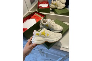 Gucci Rhyton sneaker with stars ‎660938 2SH10 9560